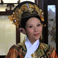 Nạp Lạt - Uyển Cung Hoàng Hậu