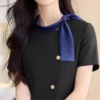 Lễ tân/Nhân viên/phục vụ