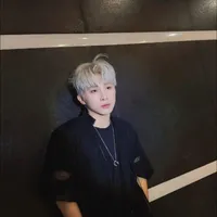 Lê Hồng Sơn.