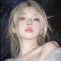 Nhã Linh - Van