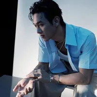 Song Luân_ba lớn Bông