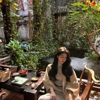 Mẹ Của Thẩm Nguyệt