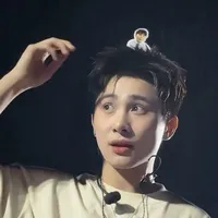 Lê Hồng Sơn-🐿️