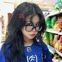 Phương Thảo|52|cô