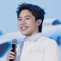 Xuân Bách