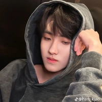 Tả Kỳ Hàm_cậu