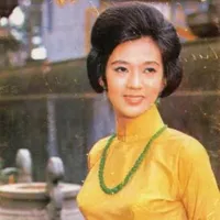 Bà hội đồng ( mẹ KhoiVu)