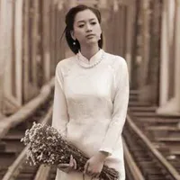 Con Lụa