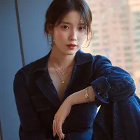 Ji eun Manobal  [chị]