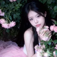 Lê Thị Phương Trinh (Kira)