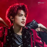 Trương Trạch Vũ ( hắn )