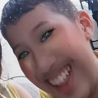 thằng hề mẩu
