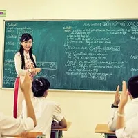 Cô Hoa-GV KHTN