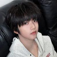 Trương Hàm Thụy_Zhr