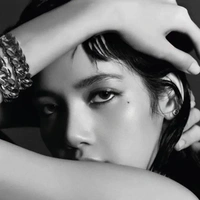 Lalisa Manobal