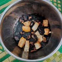 Nồi thịt cháy của Thái Sơn