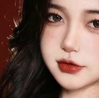 Thượng Tố Lam- mẹ Quỳnh