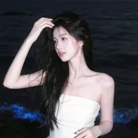 Lam Uyên:Uyen.Lam