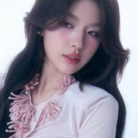 Nguyễn Lê Diễm Hằng{Lamoon}