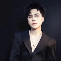 Quang Hùng