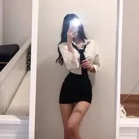 mẹ anh và Linh Bùi 