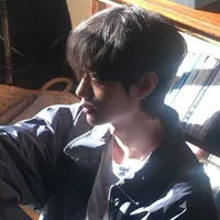 Hoàng Lê Gia Khánh