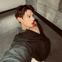Chao Yufan ⋆ James