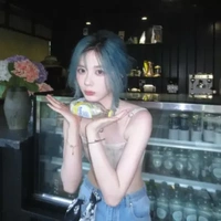 TRỊNH ĐAN NY (NY)