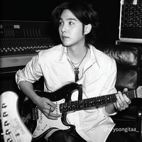 Min Yoongi ( SuGa )