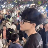Ngọc Quý/Quốc Hận