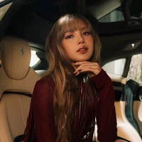 LaLisa Manobal (Cô)