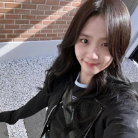 Kim Jisoo (Y)
