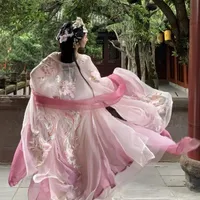 Đinh Nhi Phương 