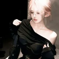 Bùi Anh Thư ( mẹ anh )
