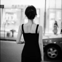 Lê Nguyễn Ngọc Duyên_mẹ Hoàng