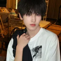 Tả Kì Hàm _cậu