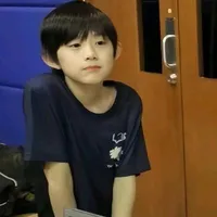 Trần Dịch Hằng_Lúc nhỏ
