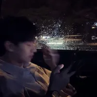 Ynhukk.