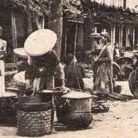 Bà tám bánh đúc