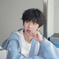 Tả Kỳ Hàm_cậu