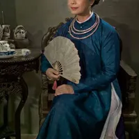 Huệ - bà nội