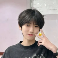 Tả Kỳ Hàm_cậu
