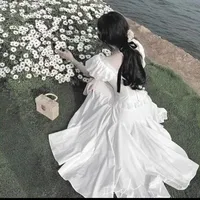 Tú Mai ( mẹ cậu)