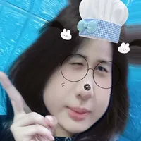 Bảo ngân ( bn thân nữ phụ )