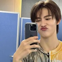 Eom Sunghyun(Seonghyeon)