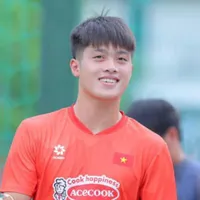 Việt (V)