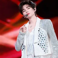 Tống Á Hiên