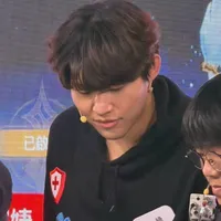 Vương Tử Tu/Anh