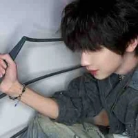 Nhiếp vĩ thần_thiếu tiền Alo_