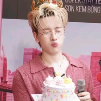 hào lúc 5 tuổi